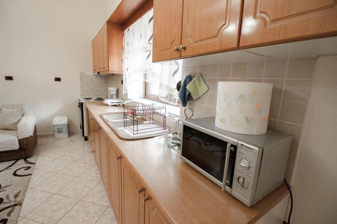 Artur'S Apartment 2 ジロカストラ エクステリア 写真